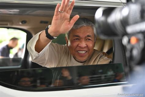 Ahmad Zahid leaving it to ROS to decide validity of Umno's no contest ...