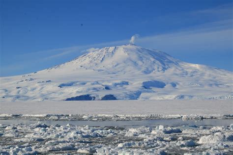 The McMurdo Dry Valleys Travel Attractions, Facts & History