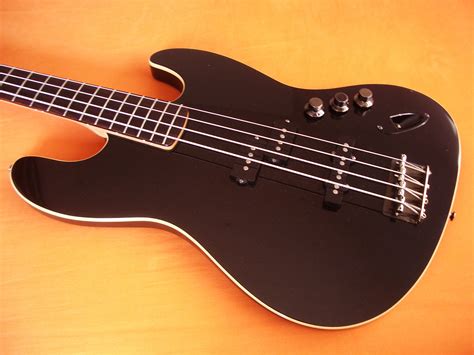 Fender Deluxe Aerodyne Jazz Bass image (#263951) - Audiofanzine