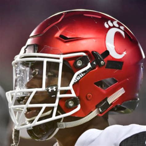 Cincinnati - HELMET HISTORY