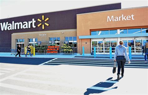 Roseville Walmart to celebrate expansion with gifts to community, shoppers – Macomb Daily