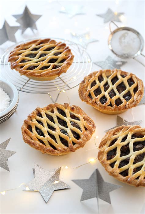 Mini Mince Pies | Sprinkle Bakes