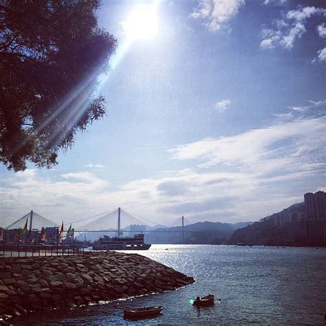 An evening in Tsing Yi, along the promenade - Hong Kong Thru My Eyes