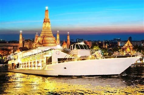 Chaophraya Cruise Dinner Cruise Along With Chao Phraya River Bangkok