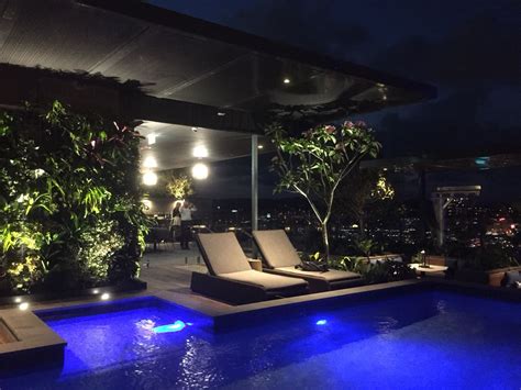 Rooftop garden by night The Melbourne Residences #pdtlandscapearchitects | Rooftop garden ...