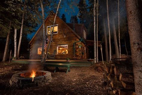 4. Moose Walk Cabin – North Pole | Waterfront cabins, Alaska cabin, Cabin