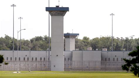 Account Holder: Federal prison staffing shortages lead to $300 million in overtime pay