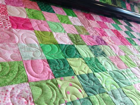 Long Arm Quilting by Maria Hall - Charming Prints Quilting | Maria The Quilter