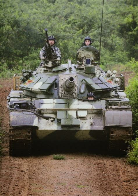 Asian Defence News: Chinese PLA Type 59D Tank with desert camouflage