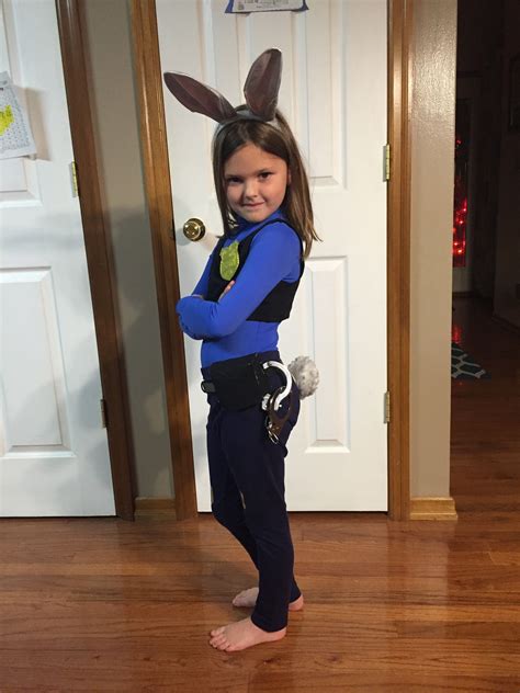 Judy Hopps DIY this costume was made from a dance leotard and navy blue ...