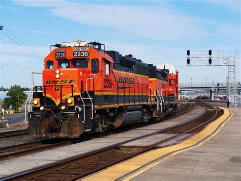 Half-century-old locomotives still pulling for BNSF - Trains