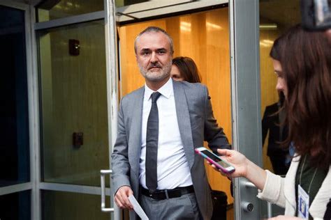 Gawker.com to Shut Down Next Week - The New York Times