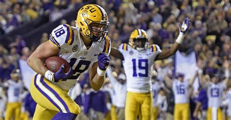 Former LSU TE Foster Moreau named one of Senior Bowl's Offensive ...