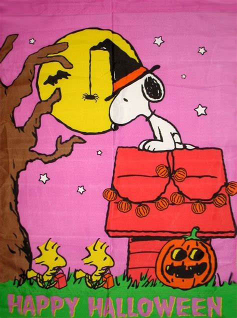 Peanuts Halloween Wallpaper - WallpaperSafari