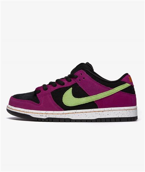 Nike SB Dunk Low Pro