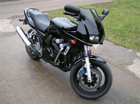 Yamaha Fazer 600 | Wiki | Motorcycle Amino Amino