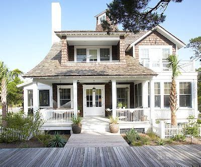 Summerland Homes & Gardens: Colorful Coastal Cottages