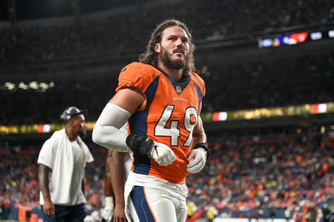 Broncos LB Alex Singleton nearly broke an NFL record in loss to Chargers