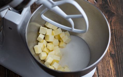 How to Cream Butter and Sugar for Your Best Baking Yet - Global Recipe