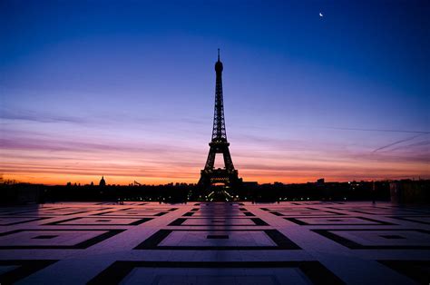 Eiffel Tower At Sunrise Photograph