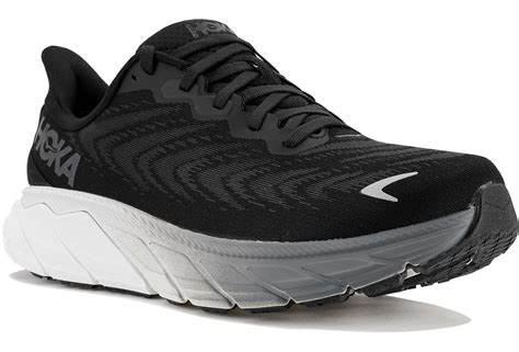 HOKA dévoile la Arahi 6, une chaussure idéale pour les pronateurs