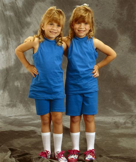 Michelle Tanner (Mary-Kate & Ashley Olsen) on 'Full House' - Then | Mary kate ashley, Mary kate ...