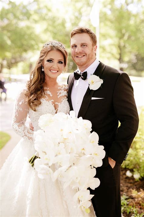 Collins Tuohy’s Wedding Seems Taken Straight Out of a Fairy Tale – Roomatic