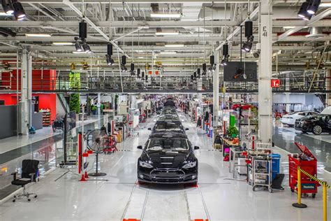 Tesla Model X: See the Factory Where It's Being Built | Time