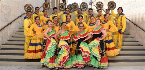 What Is The Traditional Clothing Of Colombia