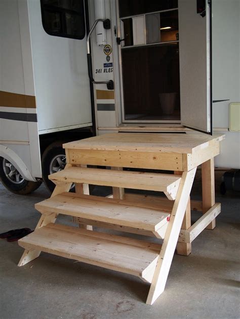 RV Entrance Steps with Landing. Simple design and build. Album in comments. : r/GoRVing