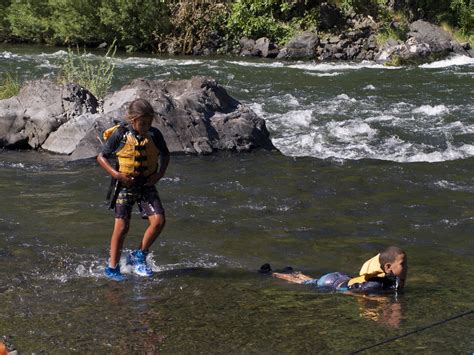 Rogue River Rafting Trips with Ouzel Outfitters