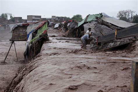 Flash Floods in Pakistan and Kashmir Kill at Least 53 - Newsweek