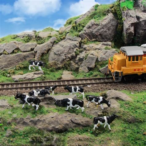 10 Interesting Ho Scale animals - Model Train Hub