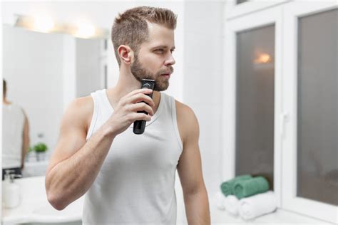 Best Small Electric Beard Trimmer (Tried And Tested)