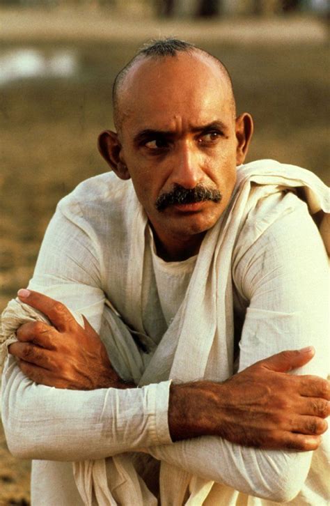 Ben Kingsley in Gandhi (1982) | Ben kingsley, Film lovers, Hollywood actor