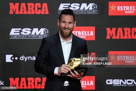 183 Messi Golden Shoe Photos & High Res Pictures - Getty Images