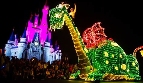 Is the Main Street Electrical Parade Returning to Walt Disney World ...