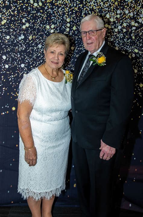 Former Alton couple celebrates 50th anniversary