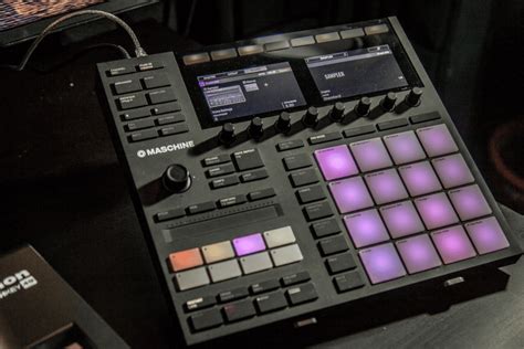 Maschine MK3 * Very little Use * Clean Studio * Like New - Used Music Gear Marketplace