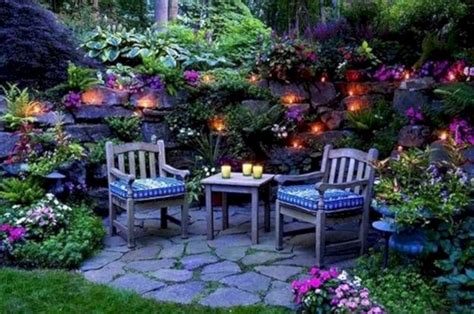 55 Pretty Small Backyard Decorating Ideas http://delmoradecor.info/55-pretty-small-backyard ...