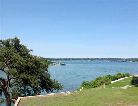 Lake Travis Waterfront Private Retreat Has Balcony and Terrace ...