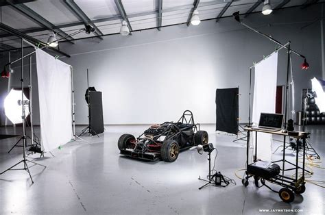 20 Advantages of Shooting in a Studio | FD Photo Studio