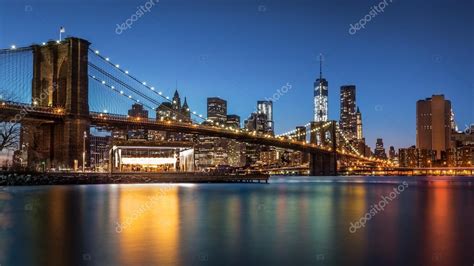 Brooklyn Bridge at dusk — Stock Photo © mandritoiu #82408622