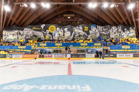 HC Davos' fans organised a huge choreography for the clubs 101st ...