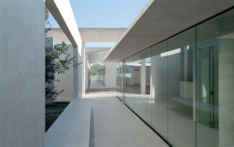 Holy Rosary Church Complex / Trahan Architects | ArchDaily