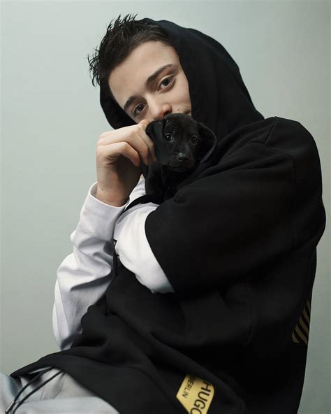 Modelling Noah Schnapp Photoshoot - img-dink