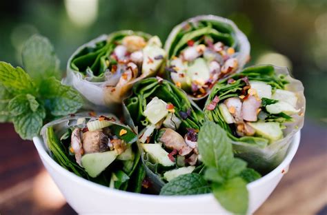 Rice Paper Rolls with Turkey Tail | Jessica Johnsson