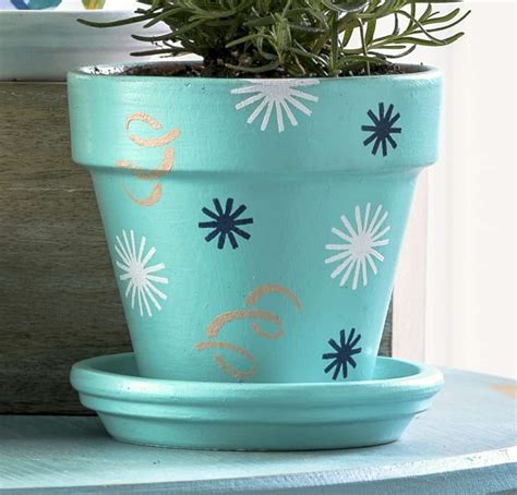 Three Unique Flower Pot Decoration Ideas - Mod Podge Rocks