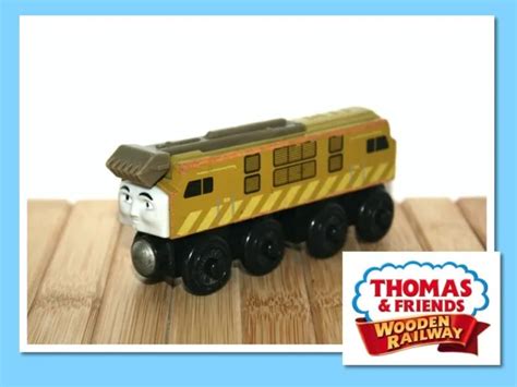 THOMAS THE TANK Engine Wooden Railway Train DIESEL 10 £8.68 - PicClick UK