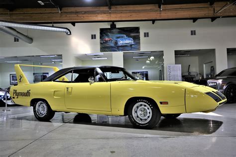 1970 Plymouth Superbird | American Muscle CarZ